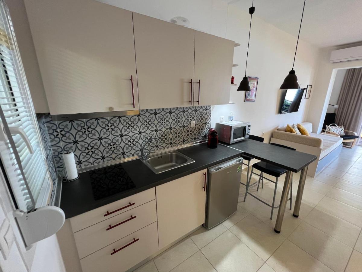 Seafront Studio - Akti Elia นิกิติ ภายนอก รูปภาพ